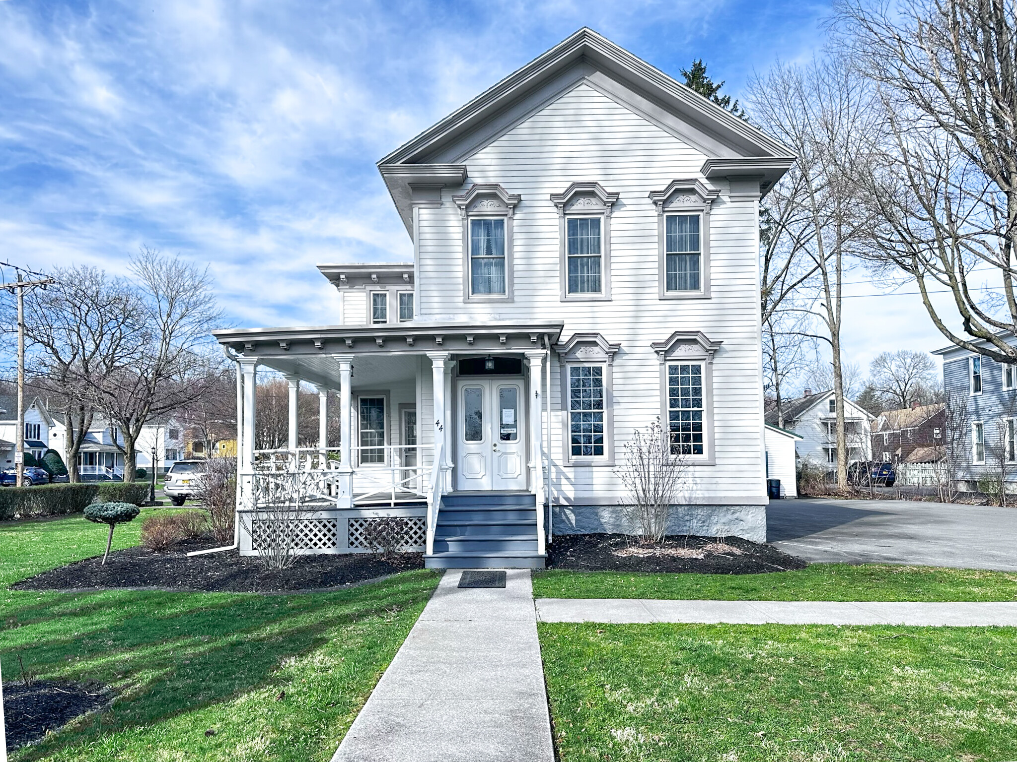 44 Oxford Rd, New Hartford, NY for sale Building Photo- Image 1 of 1