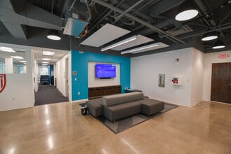 4955 Corporate Dr NW, Huntsville, AL for lease Interior Photo- Image 2 of 6