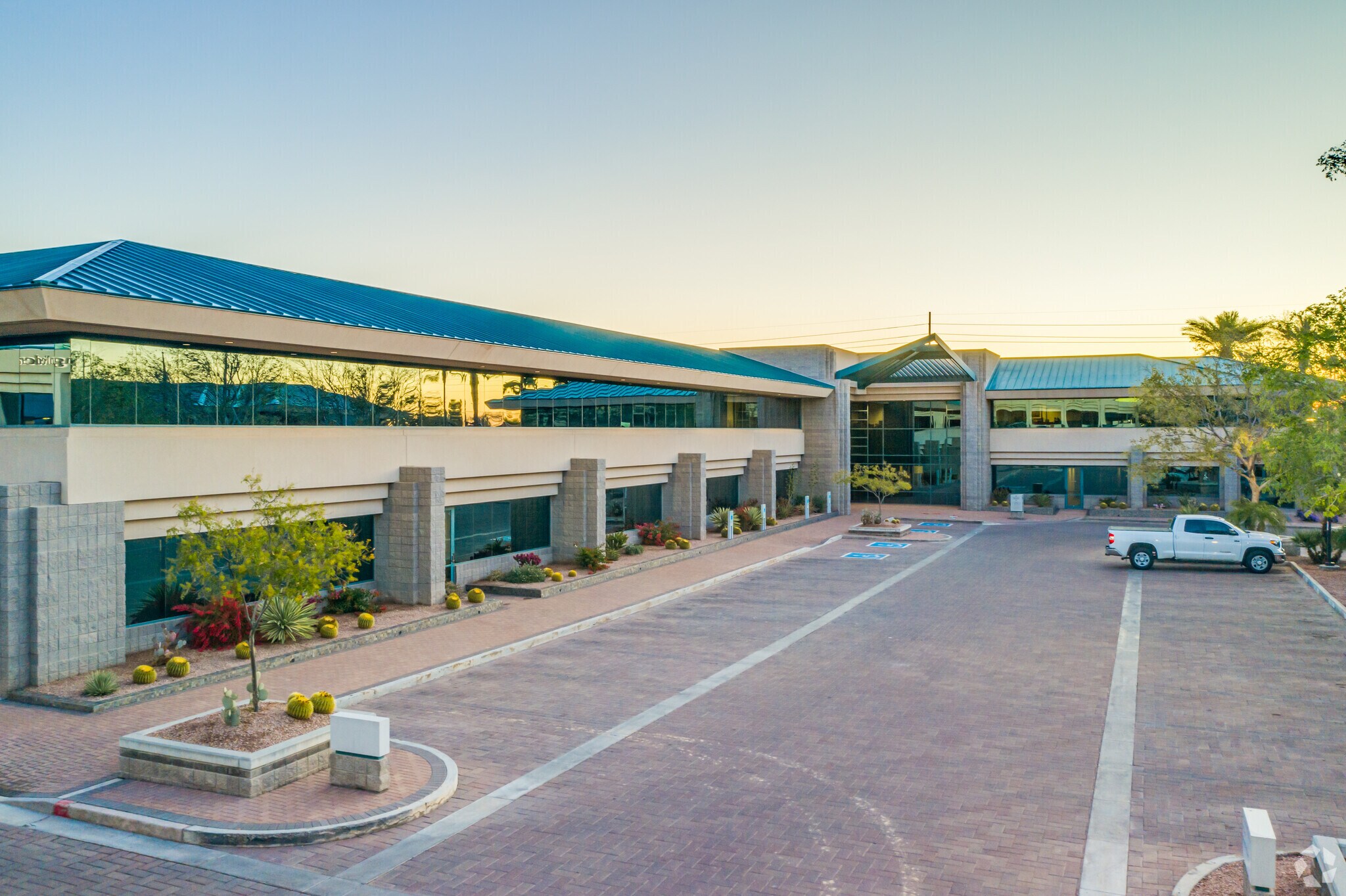 Spectrum Dermatology Scottsdale Office Scottsdale Az 6710 N Scottsdale Rd, Scottsdale, AZ 85253 - Scottsdale Spectrum | LoopNet
