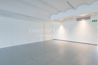 Office in Barcelona, Barcelona for lease Interior Photo- Image 2 of 18