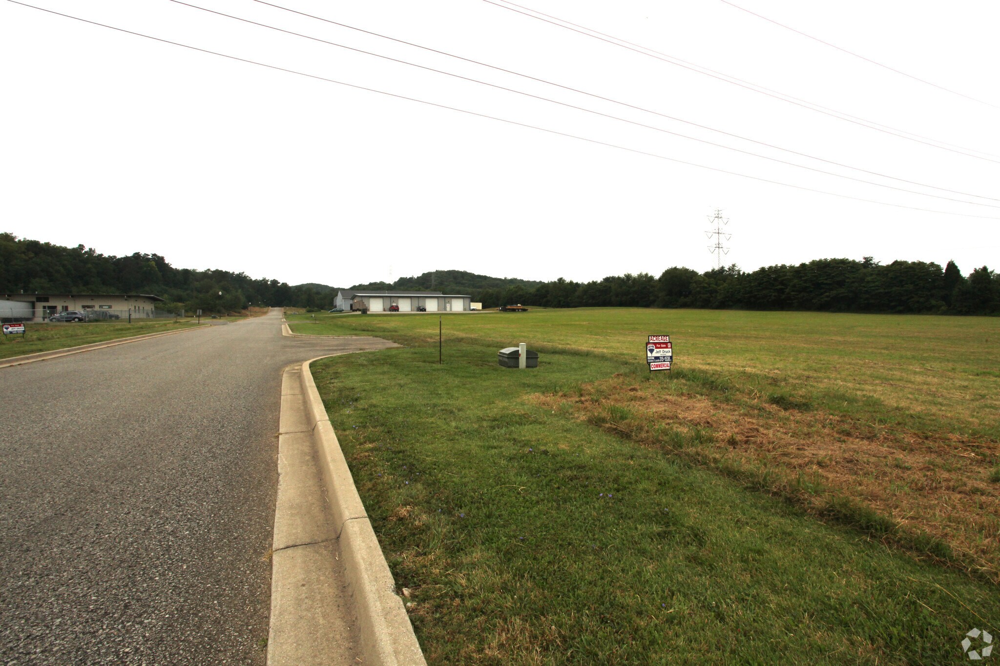 Clear Run Dr & Coral Ridge Rd, Shepherdsville, KY for sale Primary Photo- Image 1 of 1