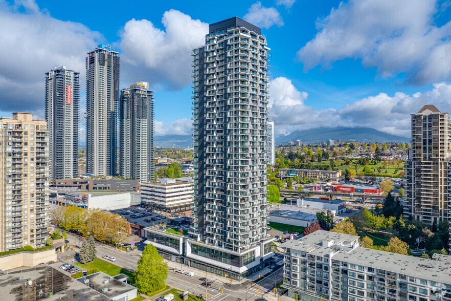 315 Dawson St, Burnaby, BC for sale - Primary Photo - Image 1 of 8