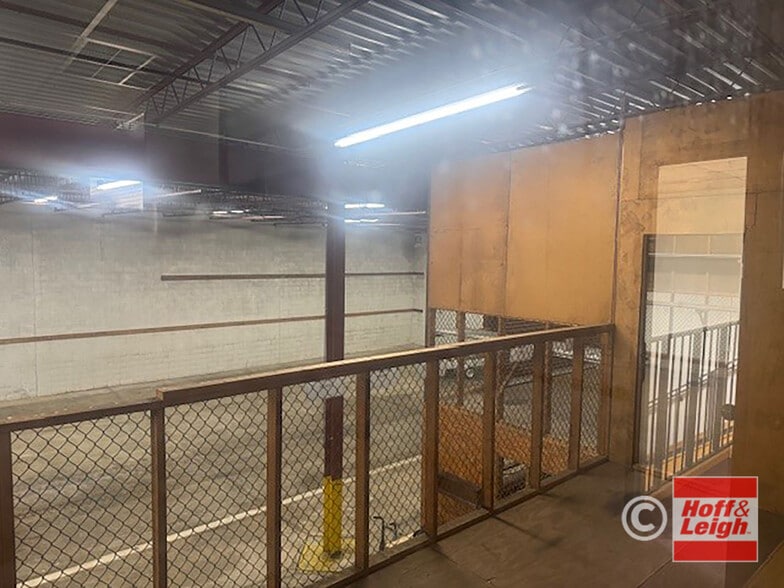 1750 Newberry St, Cuyahoga Falls, OH for sale - Building Photo - Image 2 of 17