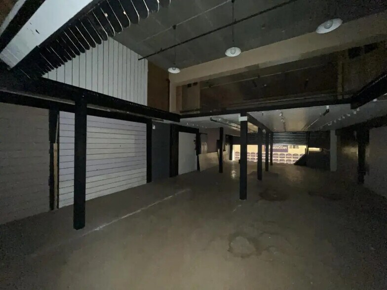 Retail in Vélizy-Villacoublay for lease - Building Photo - Image 3 of 7