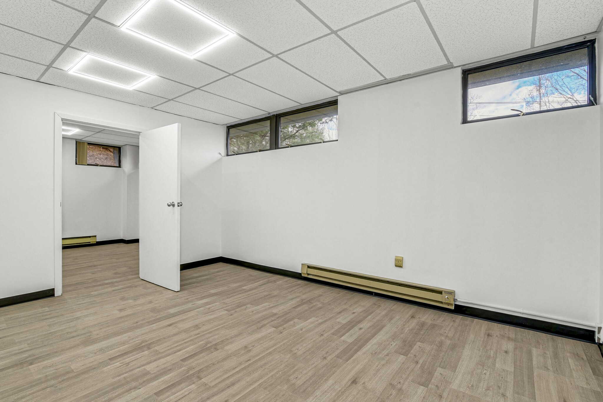 14 Commerce Rd, Newtown, CT for lease Interior Photo- Image 1 of 6