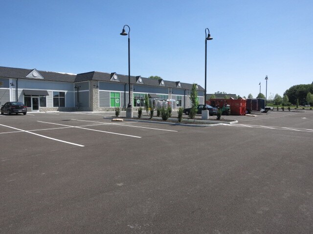 8140-8220 Refugee Rd, Pickerington, OH for lease - Building Photo - Image 1 of 11