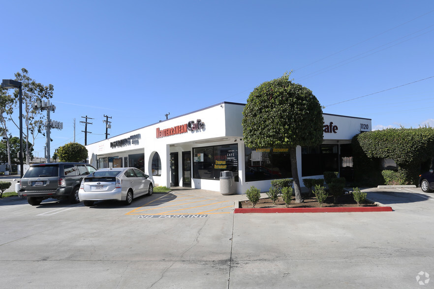 1117 W Manchester Blvd, Inglewood, CA for lease - Primary Photo - Image 1 of 9