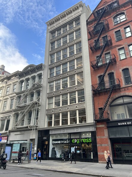 184 Fifth Ave, New York, NY for lease - Building Photo - Image 1 of 11