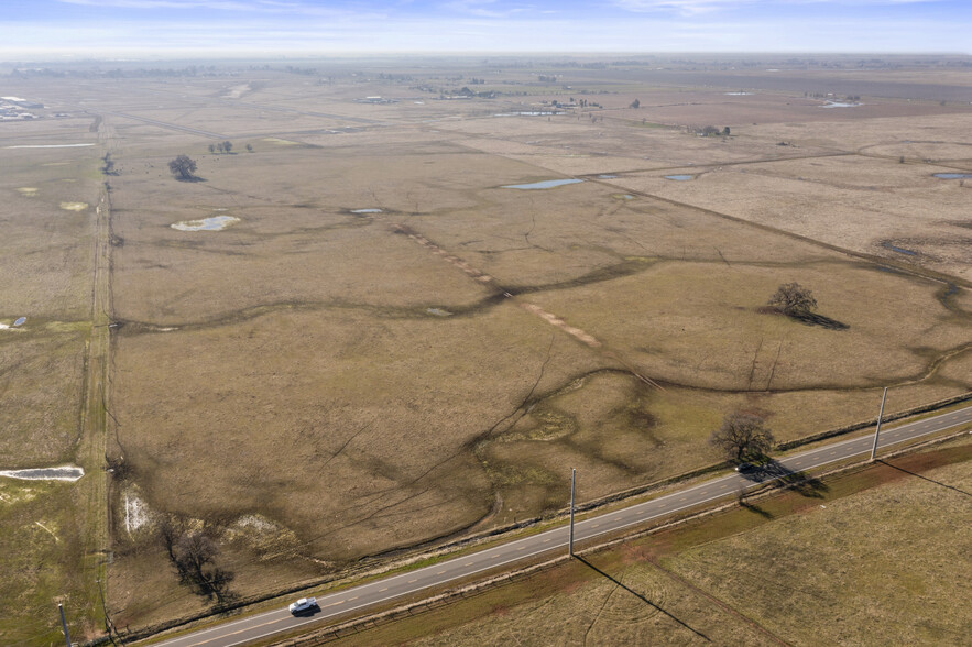 3491 W Wise Rd, Lincoln, CA for sale - Building Photo - Image 3 of 9