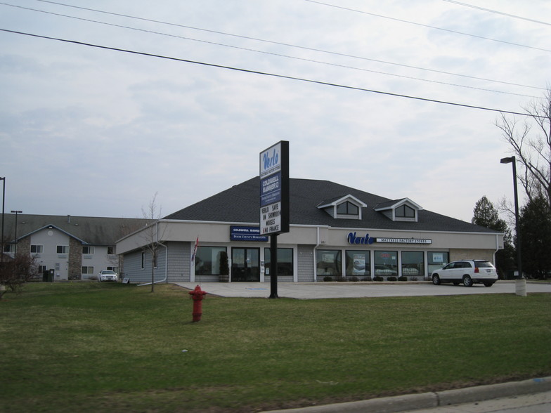 935 Green Bay Rd, Sturgeon Bay, WI for sale - Building Photo - Image 1 of 1