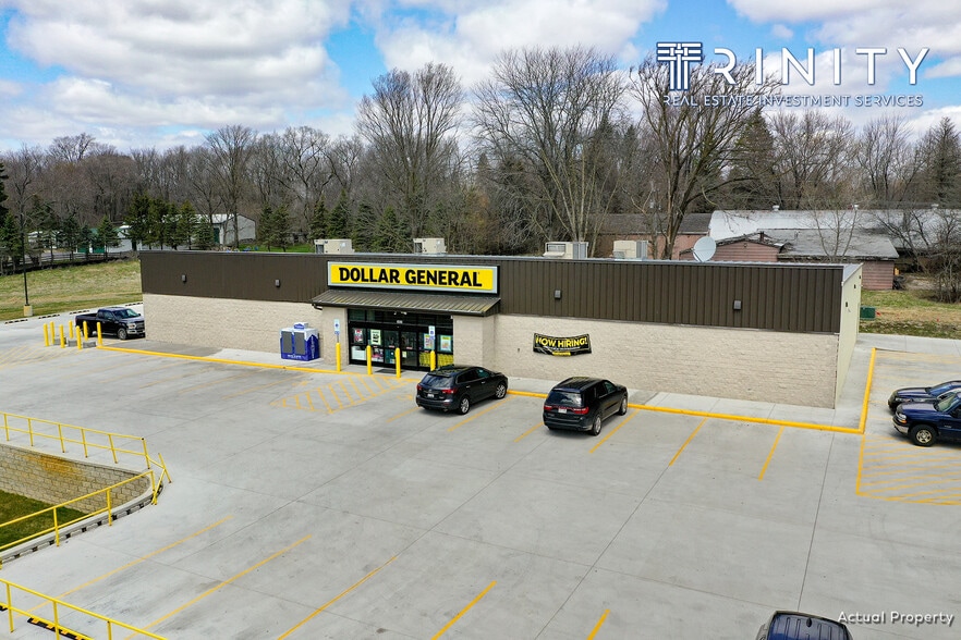 3459 Springfield Rd, Lake Geneva, WI for sale - Building Photo - Image 1 of 1