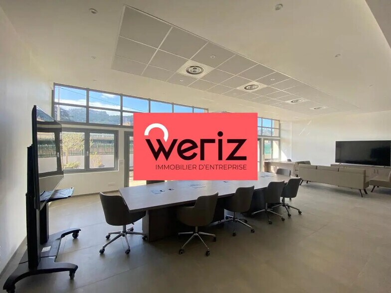 Office in Marseille for lease - Interior Photo - Image 3 of 16