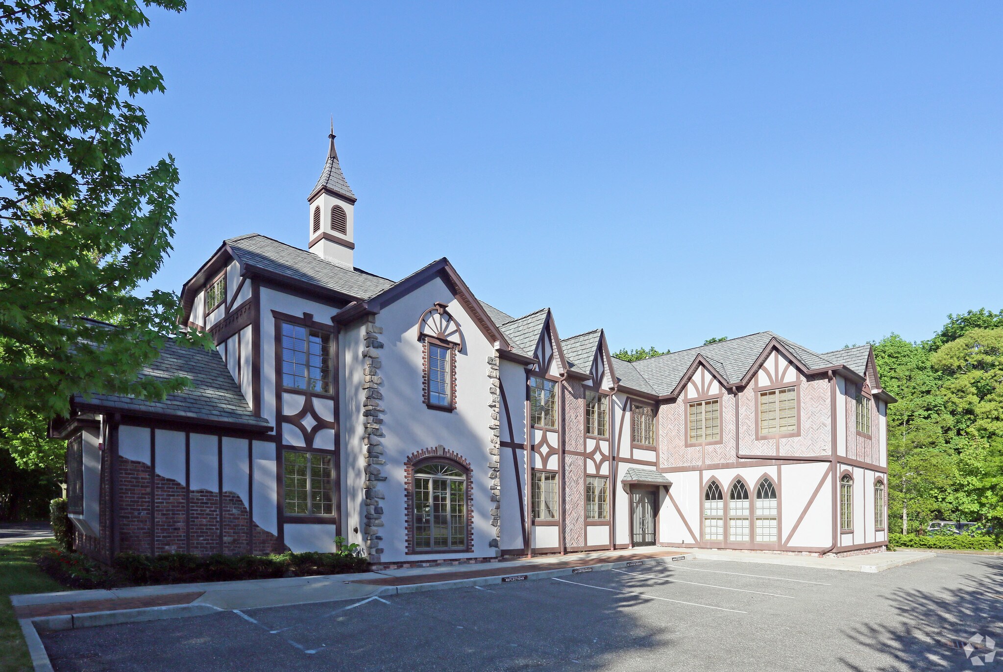 2 Brooksite Dr, Smithtown, NY for sale Building Photo- Image 1 of 1