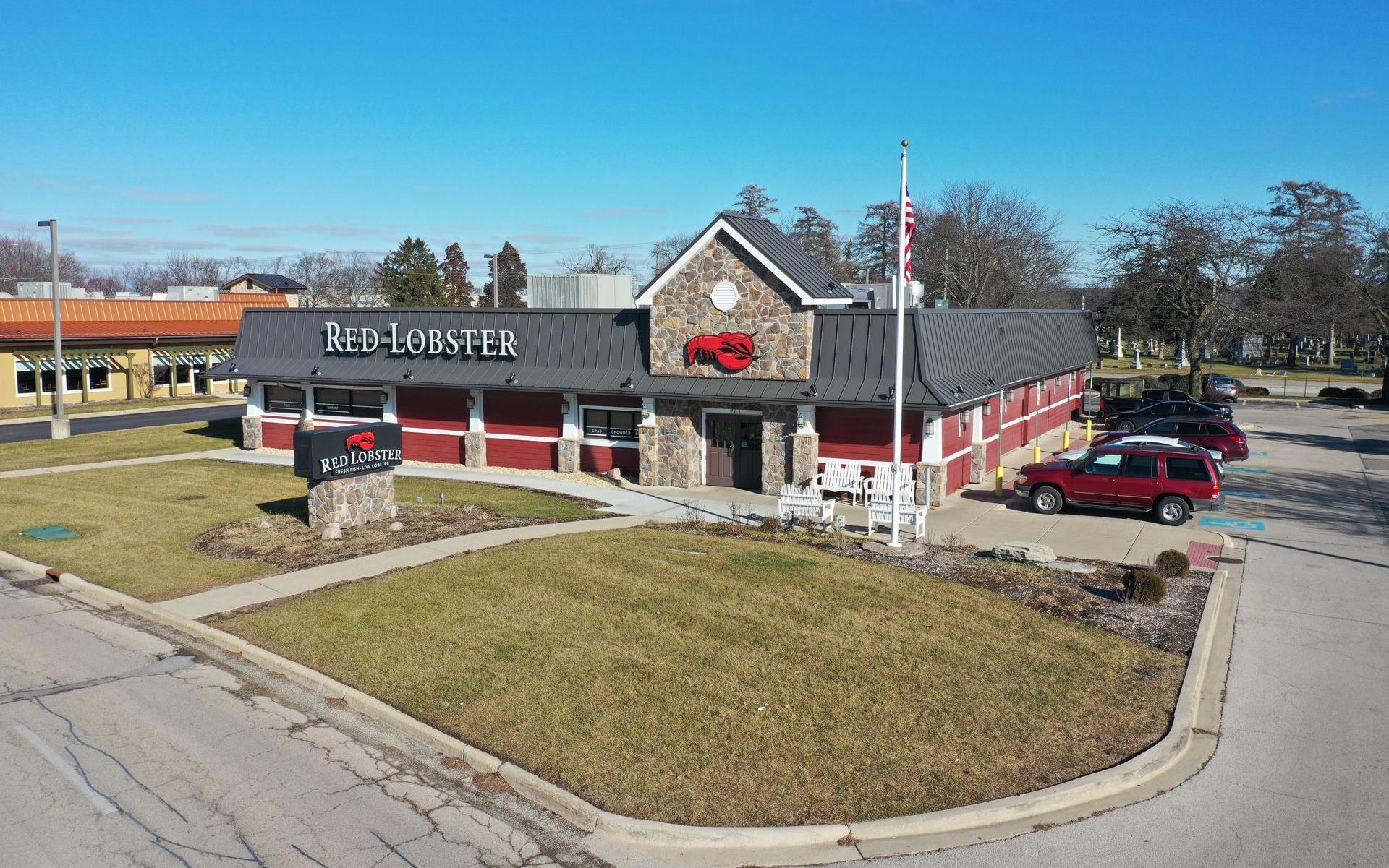 701 Springhill Ring Rd, Dundee, IL for sale Building Photo- Image 1 of 1