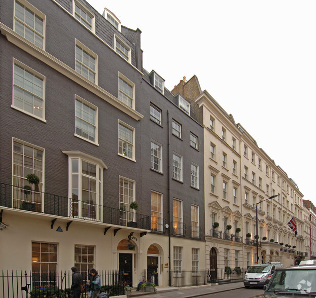 25 Dover St, London for lease - Building Photo - Image 2 of 6