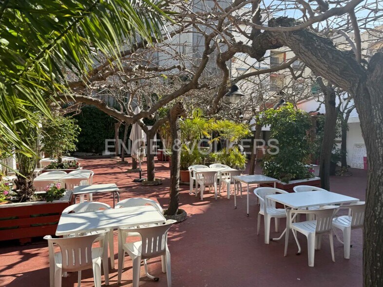Retail in Pineda de Mar, Barcelona for sale - Building Photo - Image 2 of 5