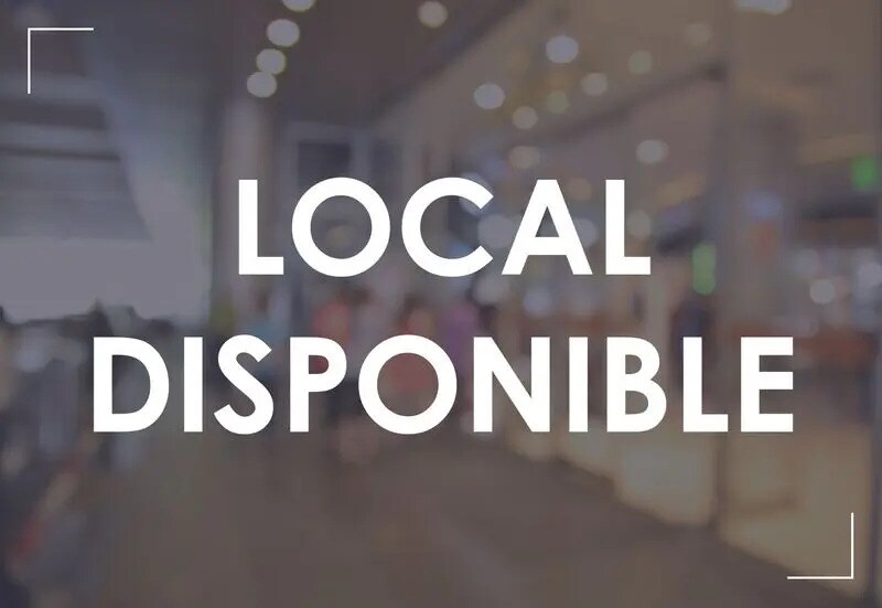 Retail in Compiègne for lease Lobby- Image 1 of 3