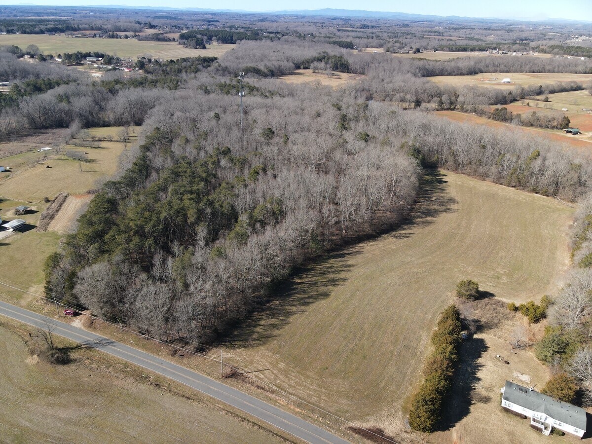 584 Old Lincolnton Crouse Rd, Lincolnton, NC 28092