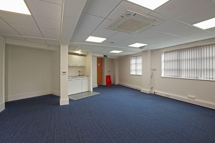 101 Lower Anchor St, Chelmsford for lease - Building Photo - Image 3 of 21