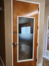 6950 Helen Of Troy, El Paso, TX for lease Interior Photo- Image 1 of 4