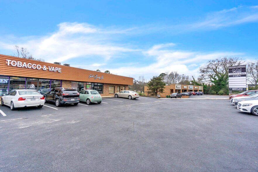 110 E Butler Rd, Mauldin, SC 29662 Mauldin Commons