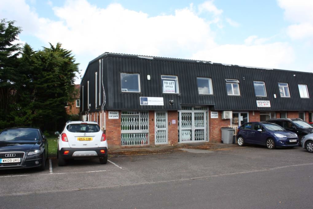 Horseshoe Rd, Reading for sale Building Photo- Image 1 of 1