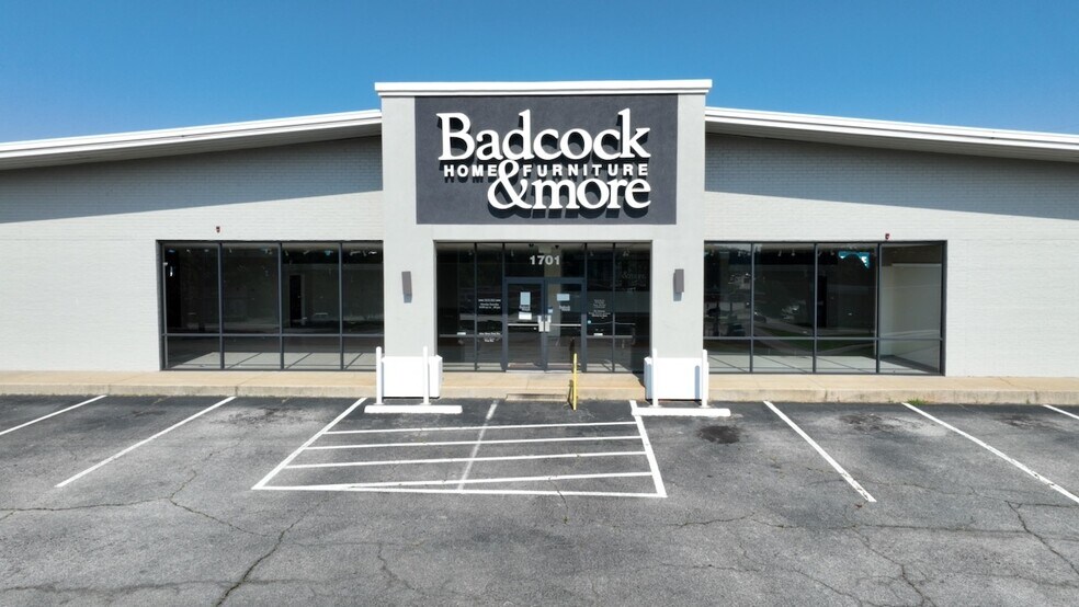 1701 Roanoke Rd, Lagrange, GA for sale - Building Photo - Image 1 of 1