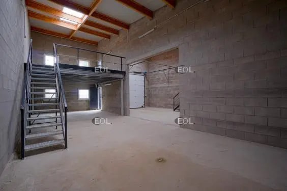 Flex in Brières-les-Scellés for sale - Interior Photo - Image 3 of 4