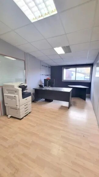 More details for Allée Des Souches, Achères - Office for Lease