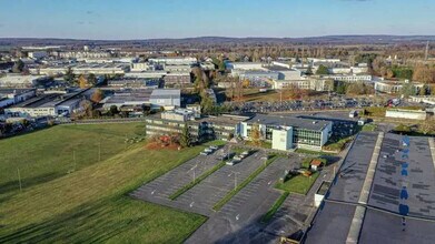Senlis - AERIAL  map view - Image1