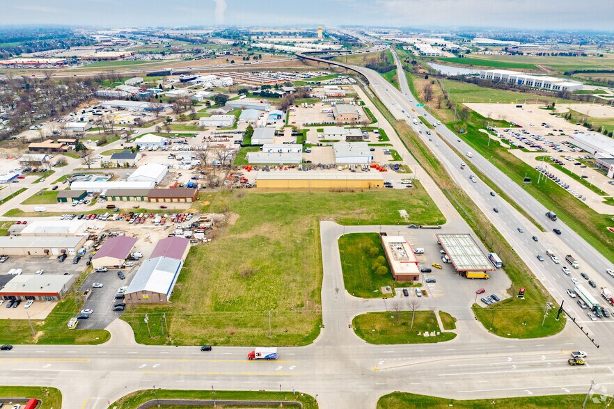 1950 SE 37th St, Grimes, IA for sale - Primary Photo - Image 1 of 1