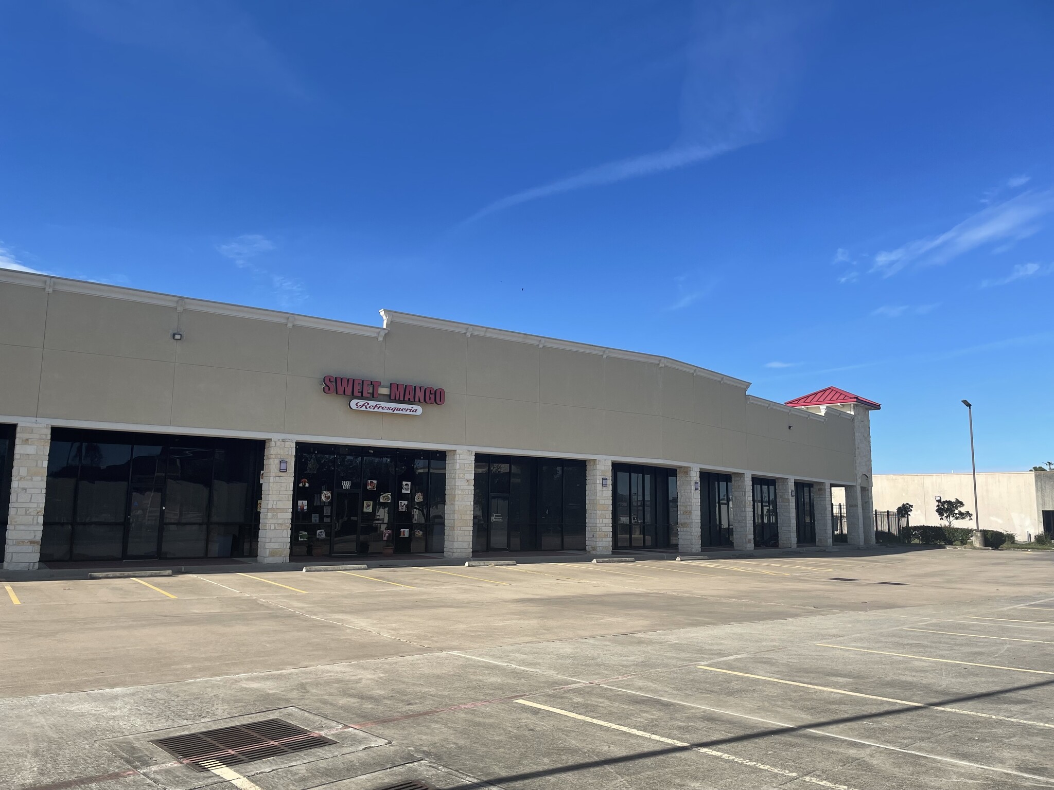 9710 S Kirkwood Rd, Houston, TX for lease Building Photo- Image 1 of 4