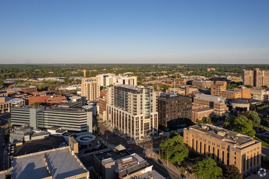 155 W Michigan Ave, Kalamazoo, MI for lease - Aerial - Image 3 of 17