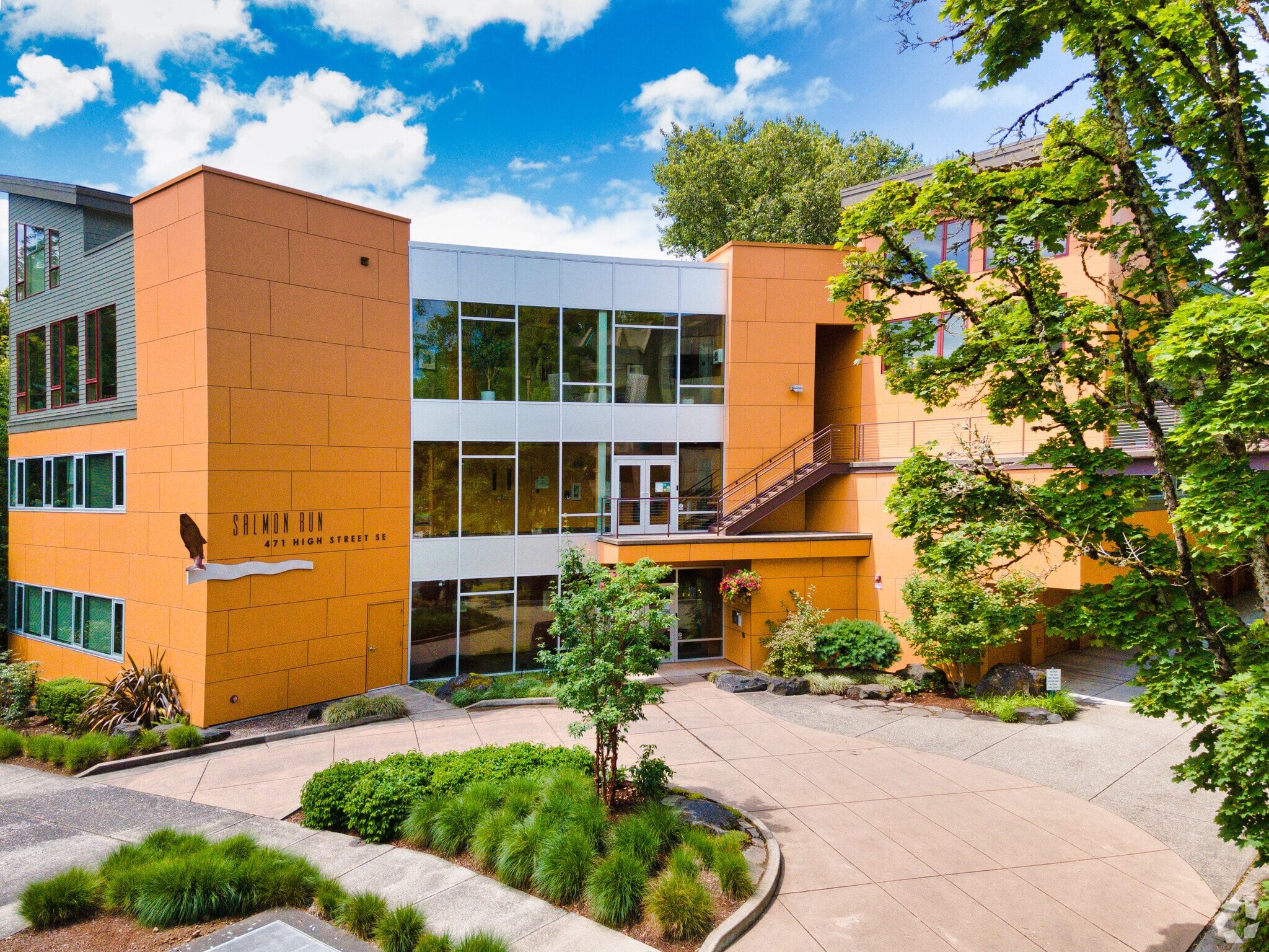 471 High St SE, Salem, OR for lease Building Photo- Image 1 of 2