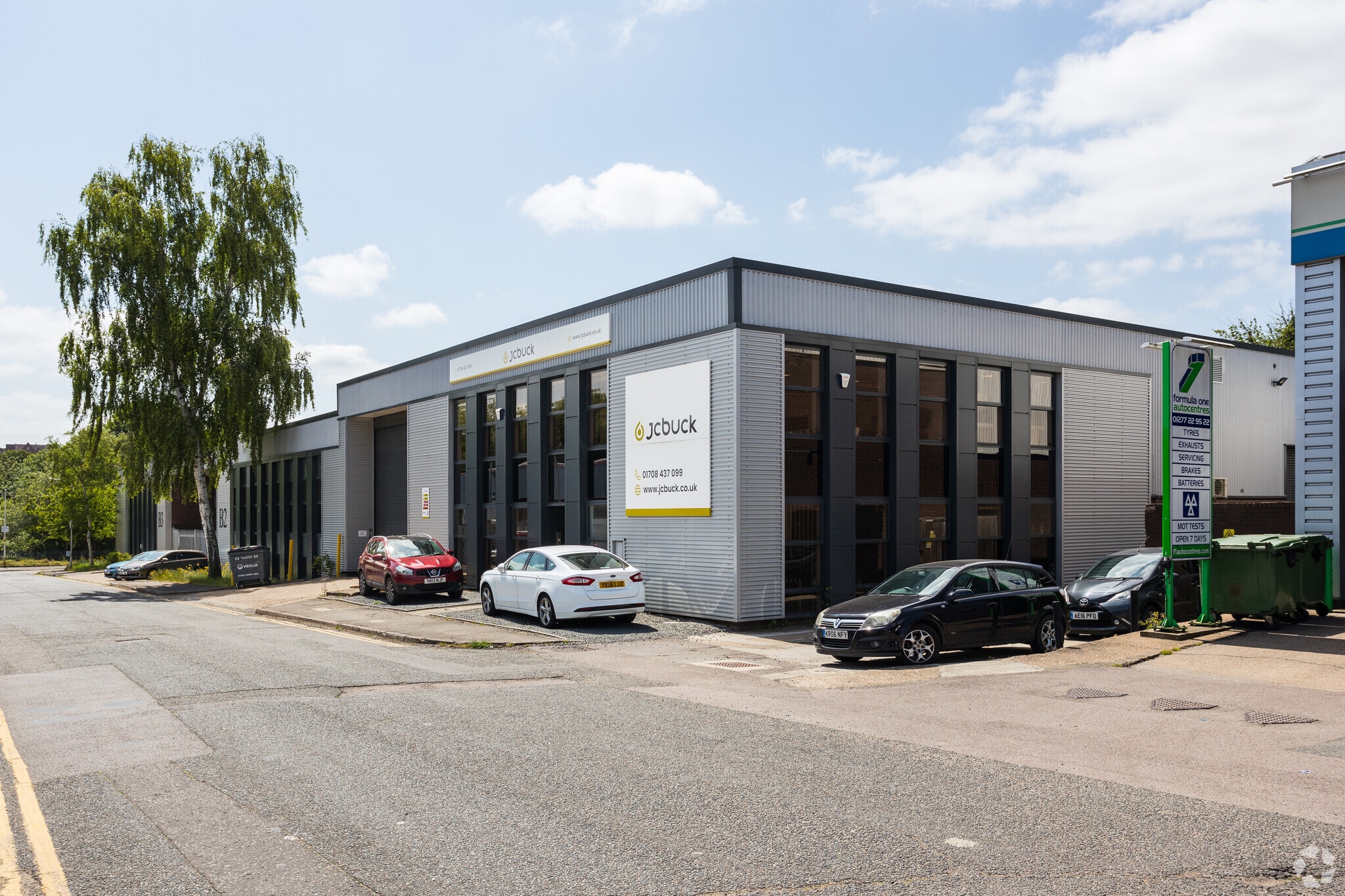 Hubert Rd, Brentwood for sale Primary Photo- Image 1 of 1