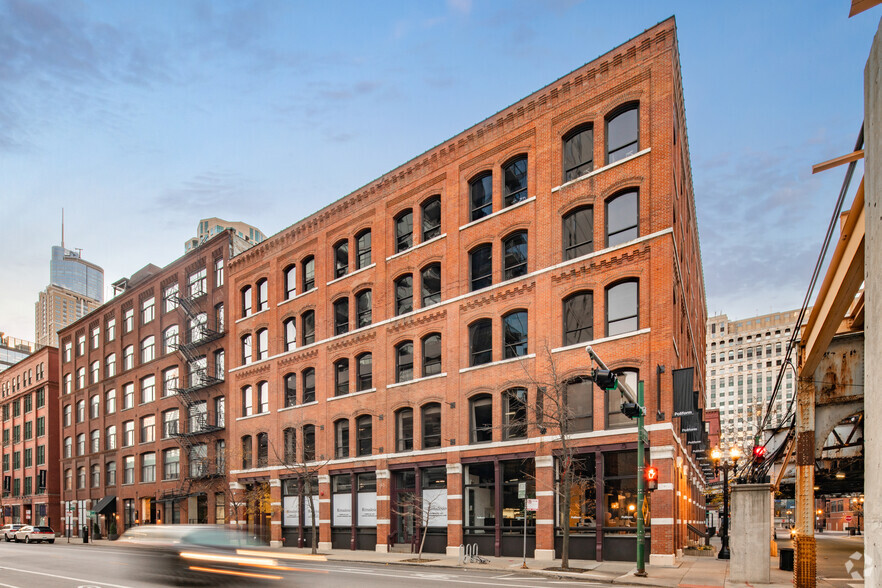 225 W Illinois St, Chicago, IL for lease - Building Photo - Image 1 of 15