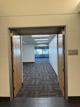 4 Hutton Centre Dr, Santa Ana, CA for lease Building Photo- Image 1 of 15