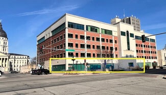 More details for 825 S Kansas Ave, Topeka, KS - Retail for Sale