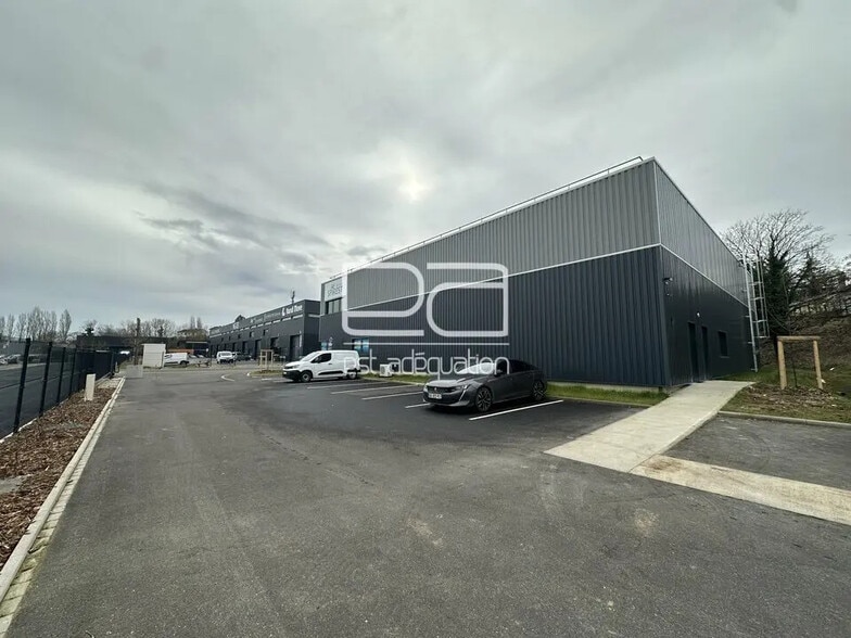 Flex in Vandoeuvre-les-Nancy for sale - Building Photo - Image 2 of 11