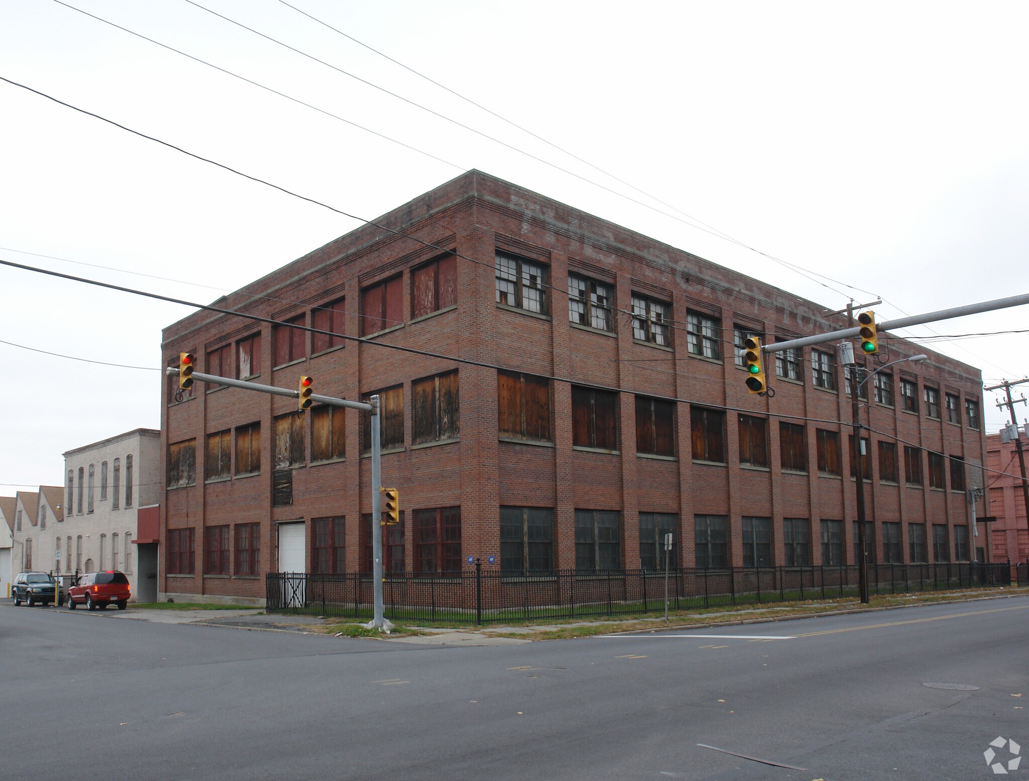 329 Cherry St, Scranton, PA for sale Primary Photo- Image 1 of 1
