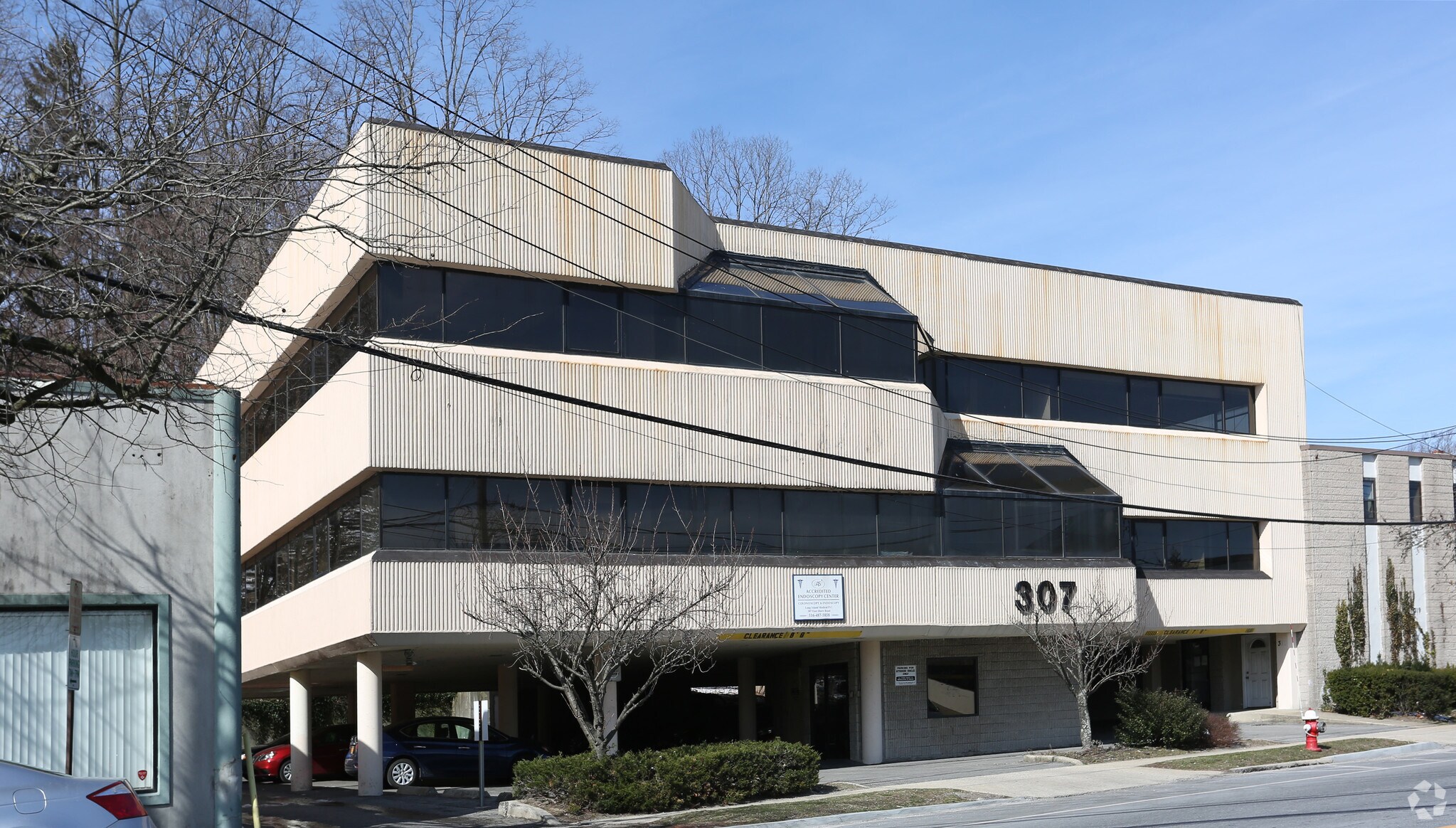 307 E Shore Rd, Great Neck, NY for sale Primary Photo- Image 1 of 1