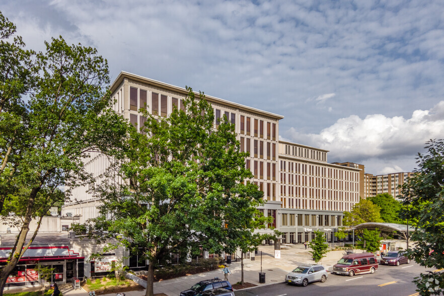 4301 Connecticut Ave NW, Washington, DC for lease - Building Photo - Image 3 of 8