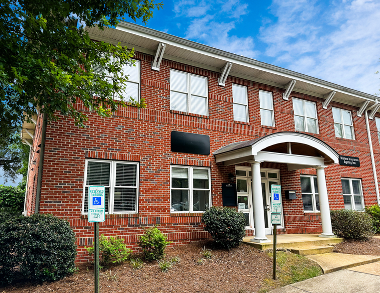 5620 Six Forks Rd, Raleigh, NC for lease - Building Photo - Image 1 of 6