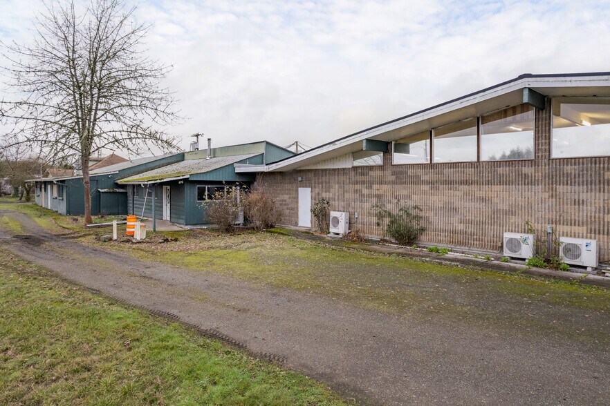 24716 Territorial Hwy, Monroe, OR for lease - Building Photo - Image 3 of 26