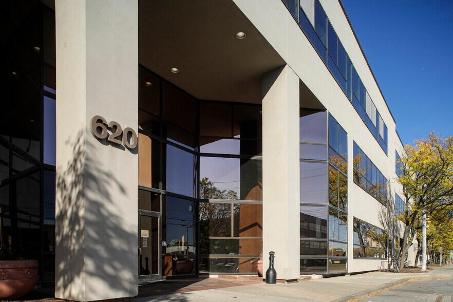 620 W Erie Blvd, Syracuse, NY 13204 - Erie Place Office Building | LoopNet