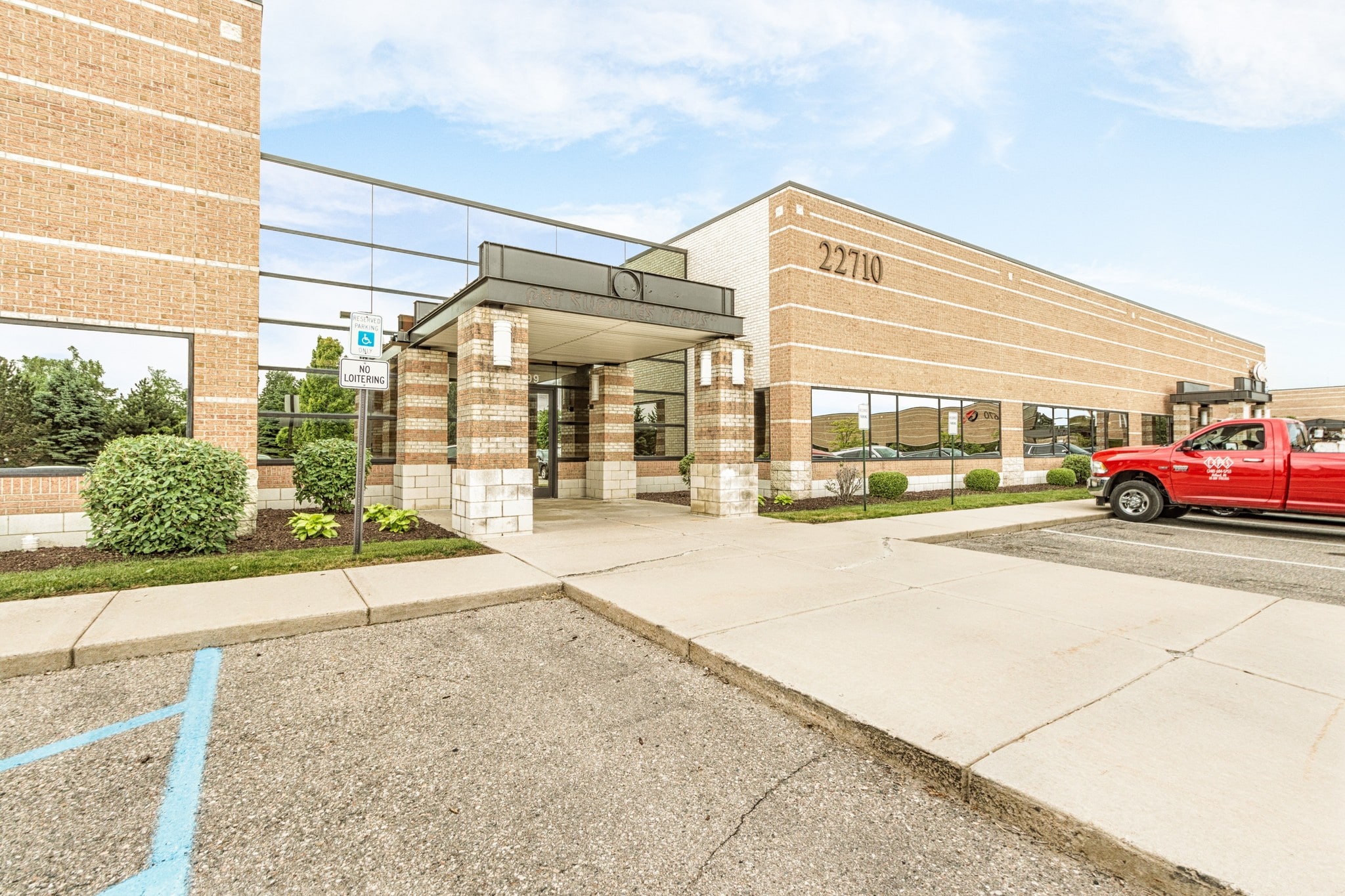 22710 Haggerty Rd, Farmington Hills, MI for lease Building Photo- Image 1 of 13