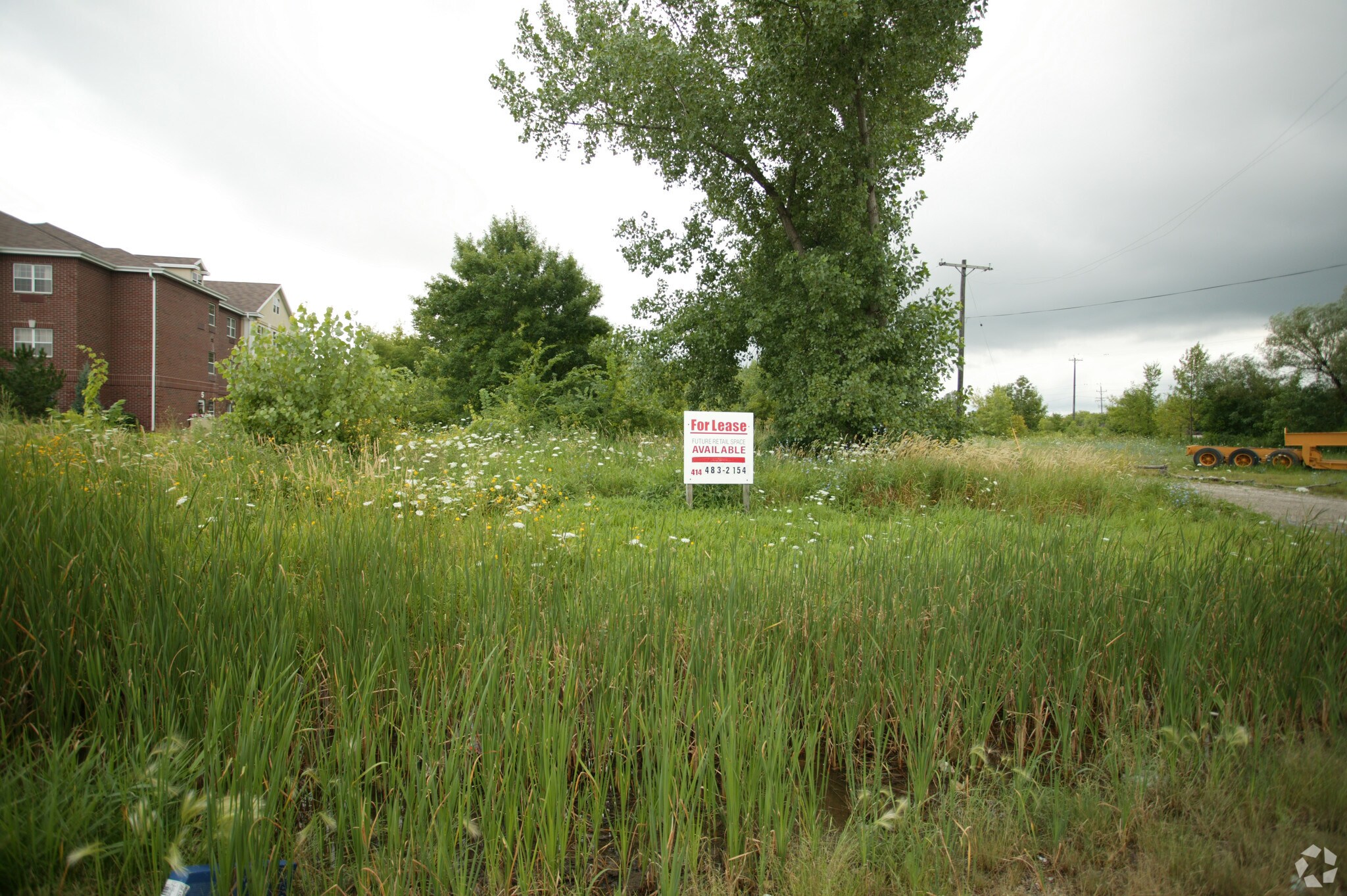 6524-6528 S 13th St, Oak Creek, WI for sale Primary Photo- Image 1 of 1