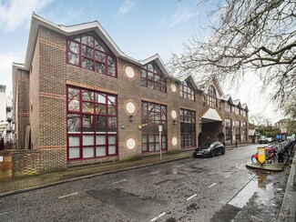 More details for Putney Bridge Rd, London - Office for Lease