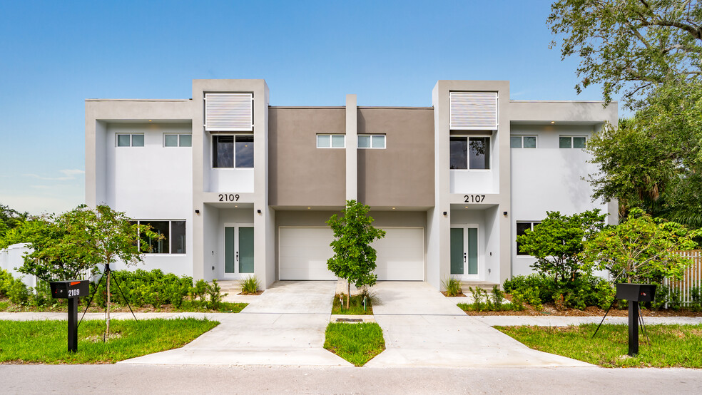 2107 SW 18th Ave, Fort Lauderdale, FL for sale - Primary Photo - Image 1 of 11