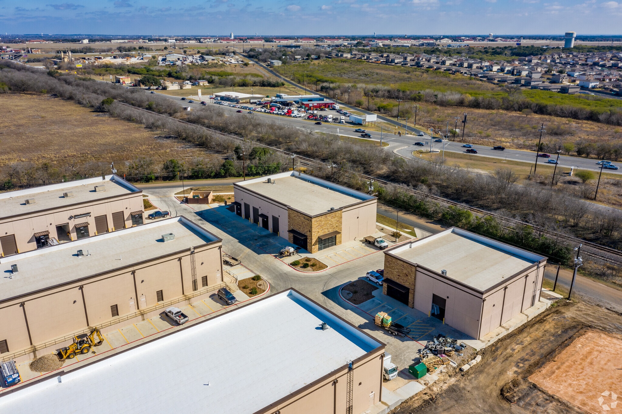 9012 FM 1976, Converse, TX 78109 Converse Business Park